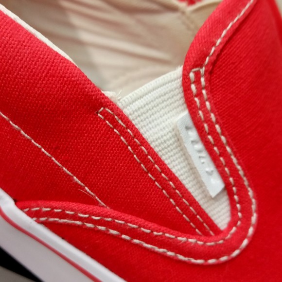 Lugz Clipper Women's Red Sneakers in Size 9 - Picture 3 of 7